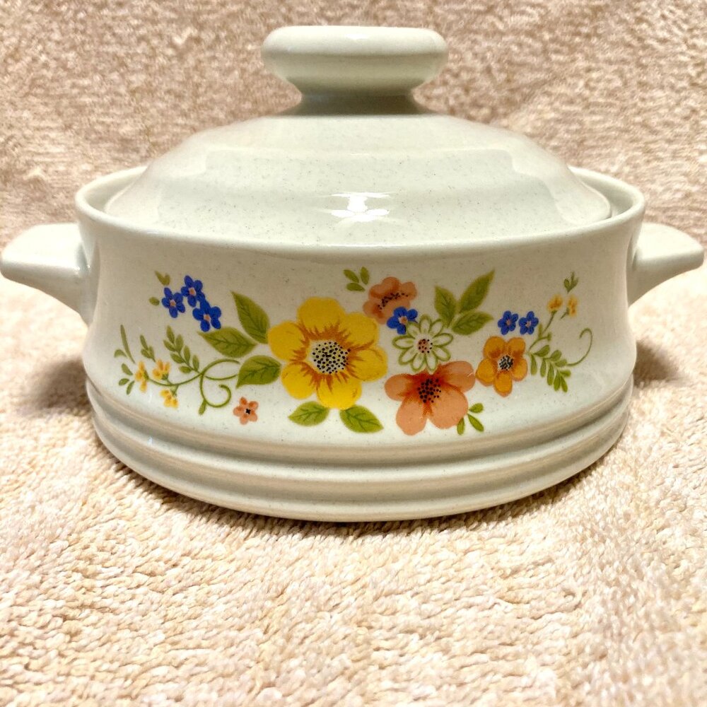 1980s Mini Casserole Dish Bowl & Lid Stoneware 5” Microwave/Freezer/Oven Safe